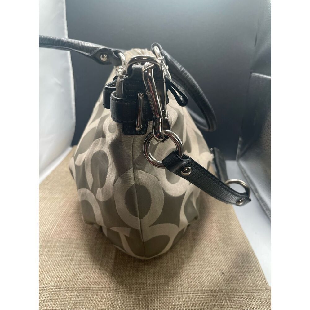 Coach Ashley Signature Satchel Khaki & Black Trim Plum Interior - Picture 10 of 12